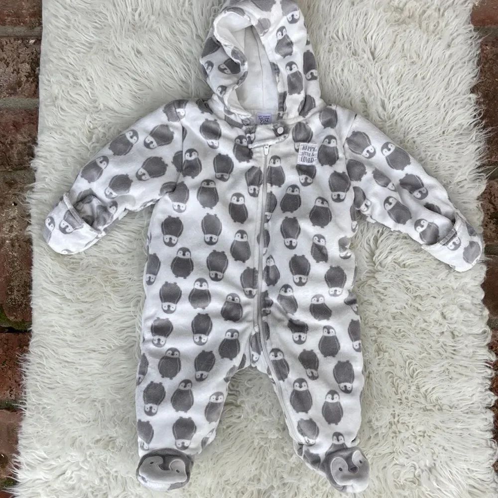 Carter’s Just for you Baby Penguin Hooded Bunting Size 6 Months